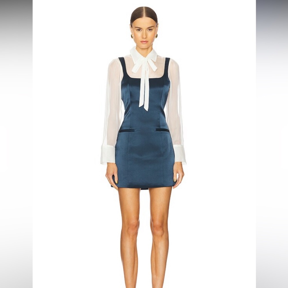 NAIA DRESS IN NIGHTFALL & IVORY
Cinq a sept